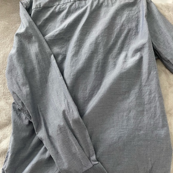 Mens button up - Picture 3 of 6